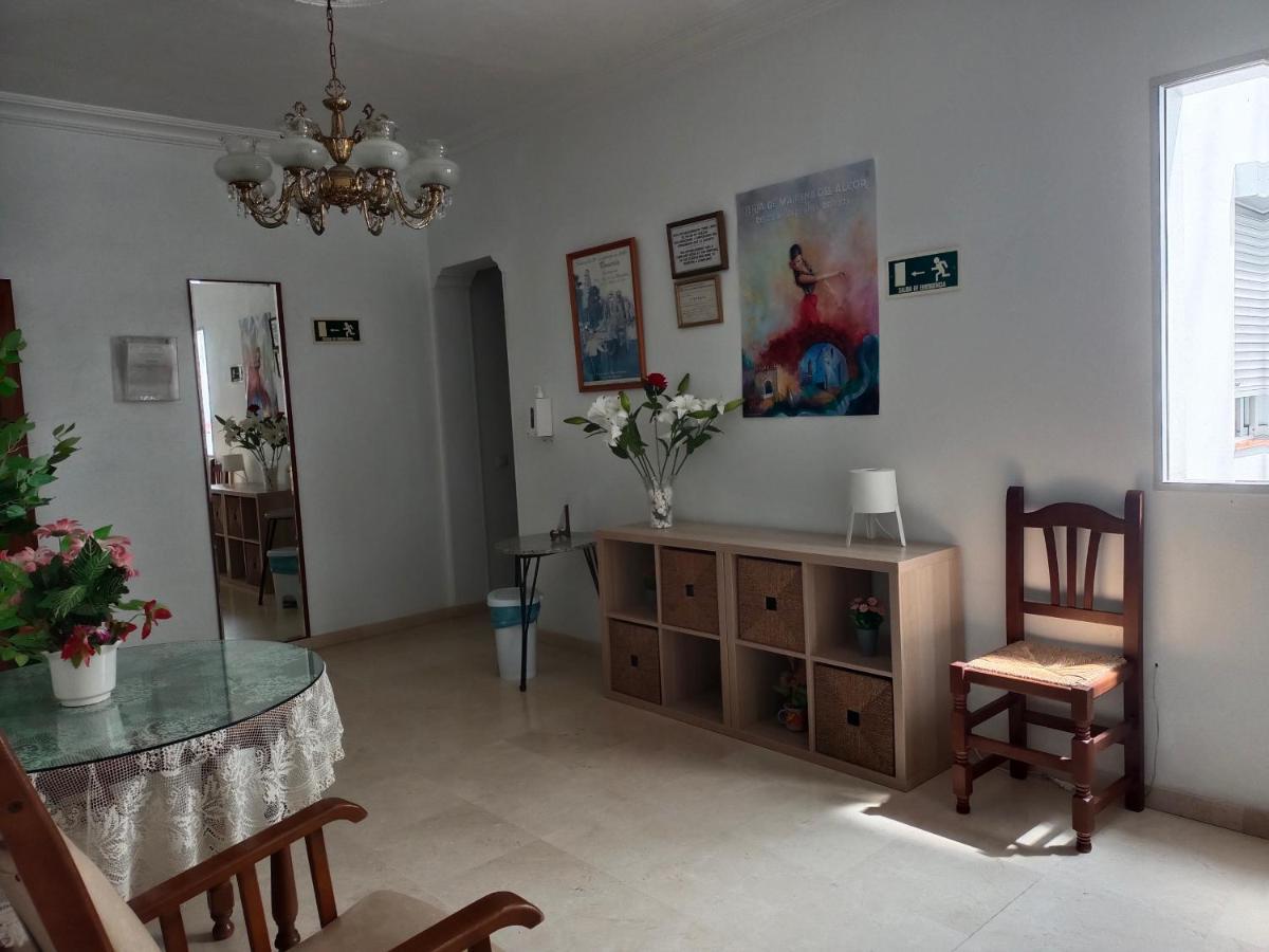 Pension Larra Mairena De Alcor Zewnętrze zdjęcie